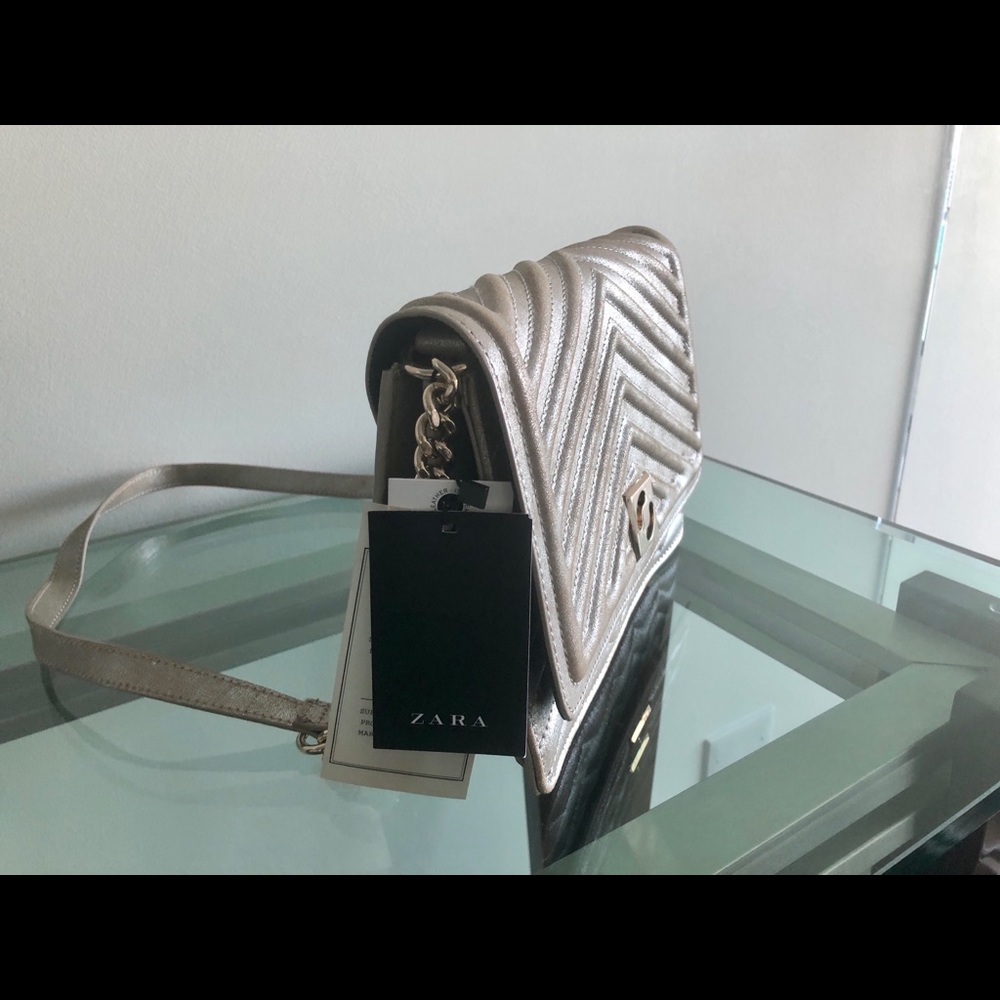 BNWT ZARA GOLD LEATHER SHOULDER BAG
